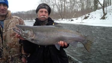 Steelhead fishing the Salmon River in Pulaski NY for steelhead trout from a heated drift boat