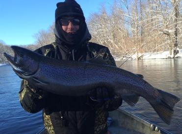 Heated drift boat fishing the salmon river in pulaski ny for steelhead trout