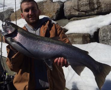 Heated Drift boat fishing down the Salmon River in Pulaski Ny for steelhead trout